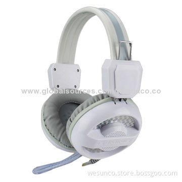 New DJ headset with good materials and attractive price, competitive and comfortable model